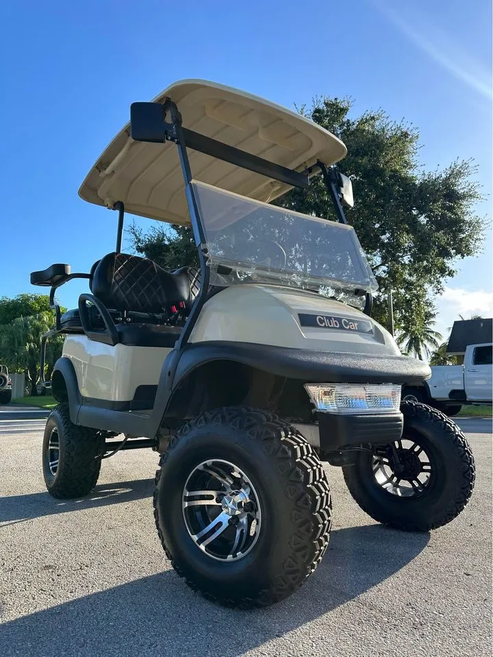 10-7 2011 club car precedent lifted 4 seater 48v Golf cart - Image 1